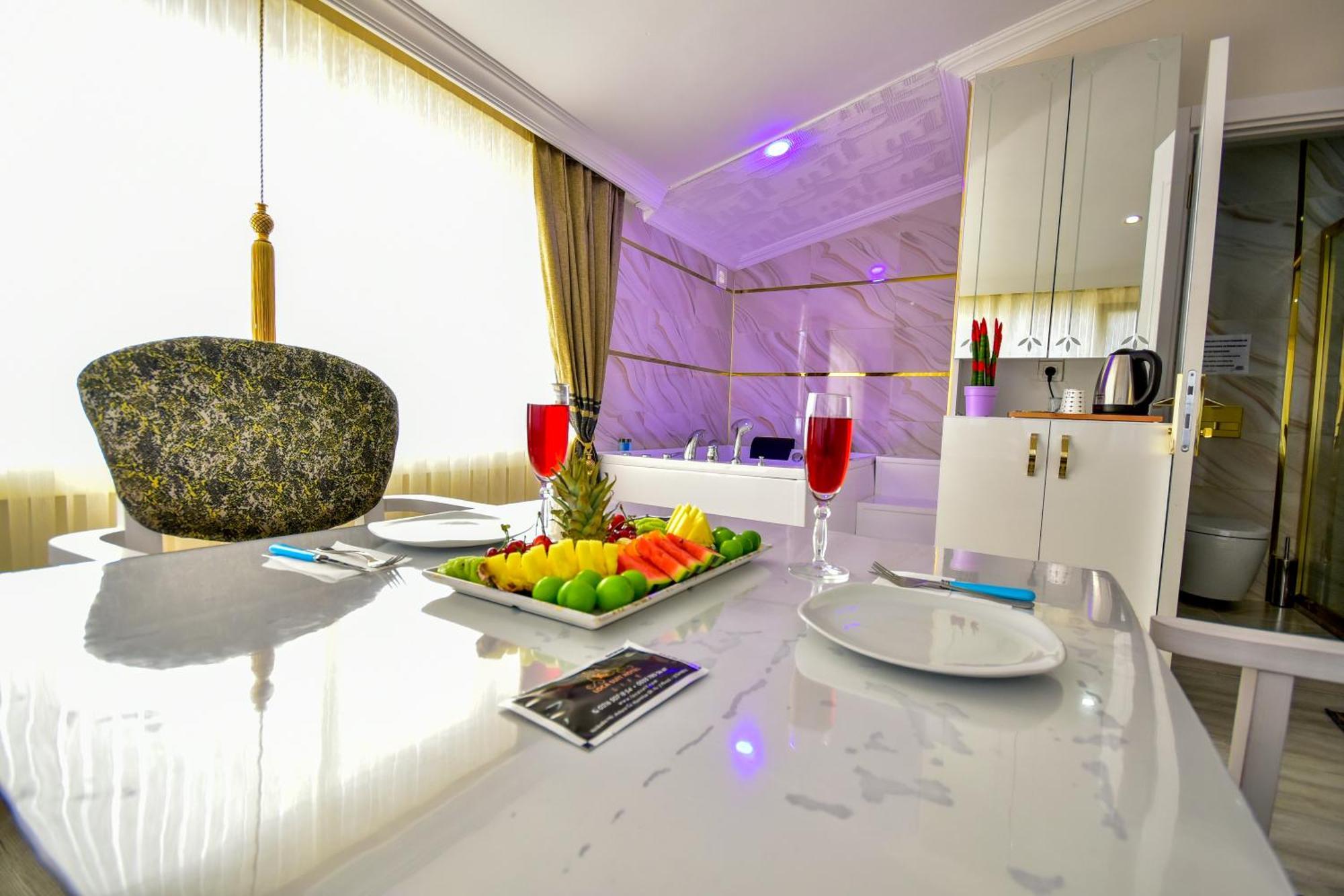 Loca Suit Life Airport Hotel Istambul Exterior foto